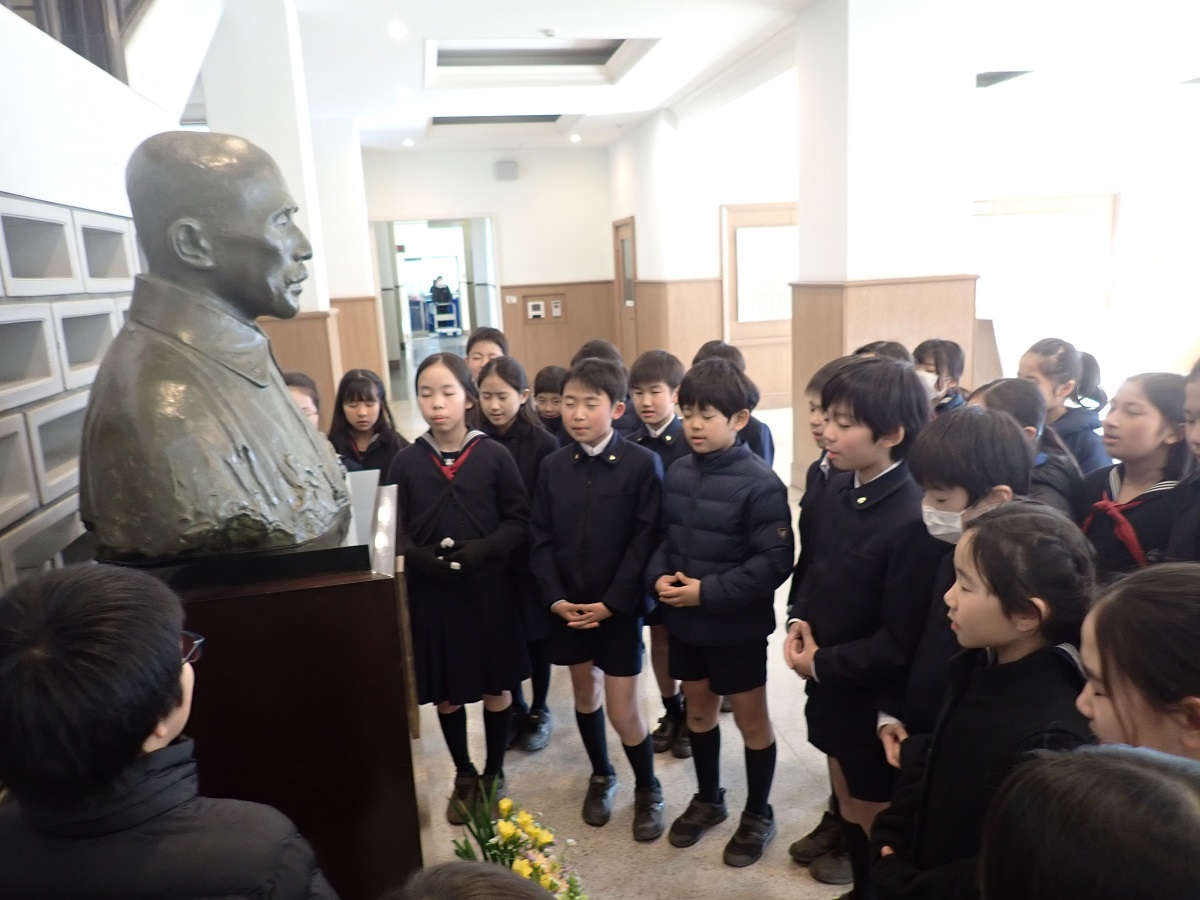 枯林忌のお参りをしました｜日々の様子｜成蹊小学校