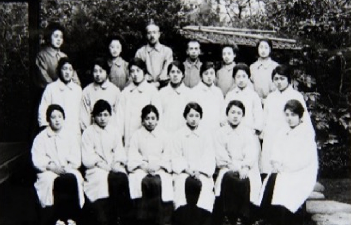 成蹊高等女学校 第3回卒業生(1922年)