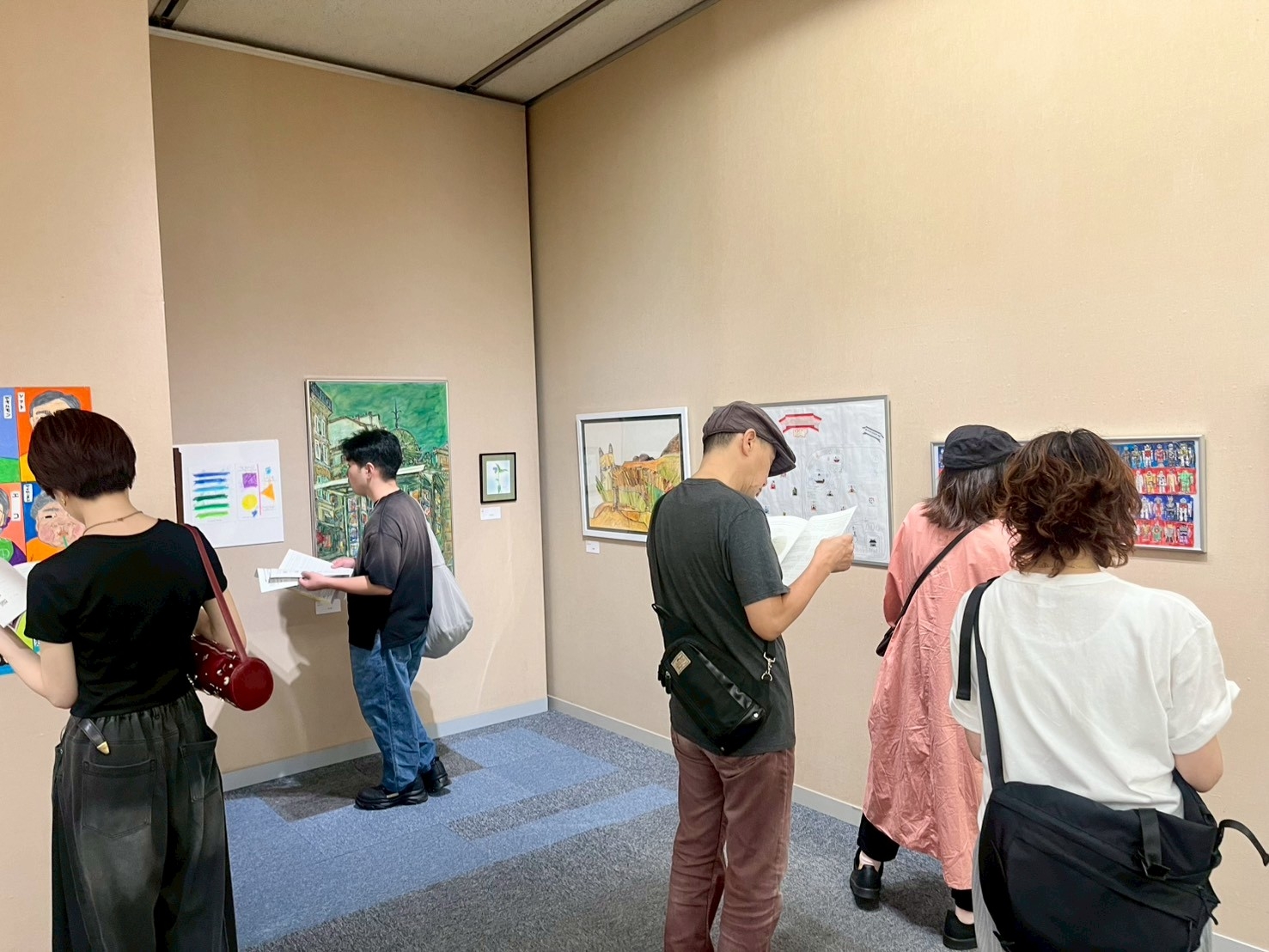 武蔵野アール・ブリュット2026公募展の展示風景