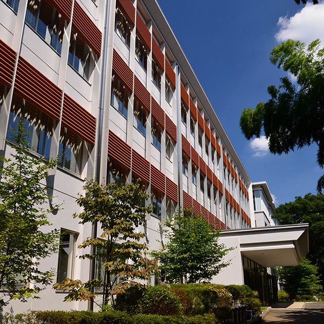 金成小学校校舎