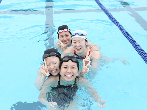 女子 水泳部 クラブ活動 クラブ活動 生徒会 学校生活 成蹊中学 高等学校