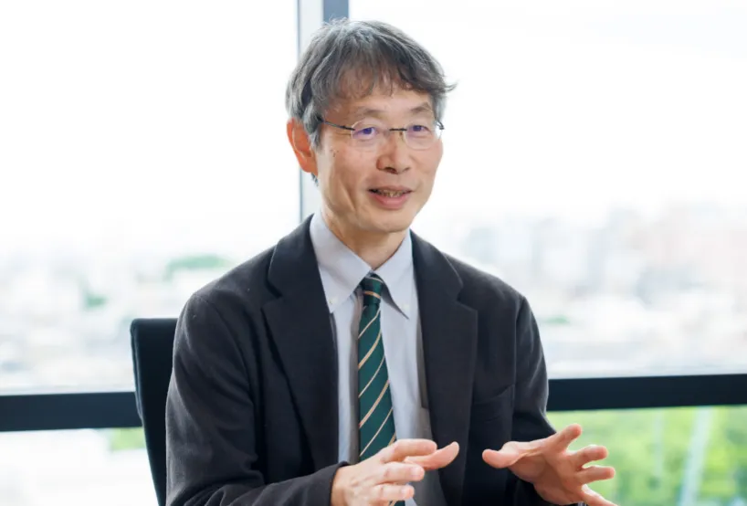 国際共創学部 学部長　藤原 均教授の写真